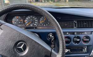 Mercedes-Benz 190 E 1.8 Youngtimer Bild 5
