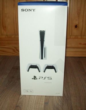 PlayStation 5 Konsole Disc Edition weiß + 2 DualSense Wireless Controller Bild 2