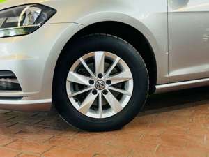 Volkswagen Golf VII Limo Trendline Einparkhilfe Garantie Bild 3
