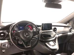 Mercedes-Benz V 300 d AMG-Line EDITION 19 Automatik lang EU6d-T Bild 5