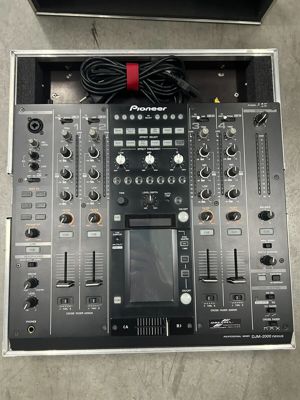 PIONEER DJM-2000NXS, DJ-Mixer im Case !  Bild 2