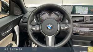 BMW 220 i A Cabrio M-Sport NaviProf Keyless H-K DLS Bild 5