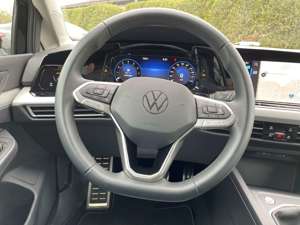 Volkswagen Golf VIII 1,5 TSI Move Navi Virtual LED ACC SHZ Klima Bild 4