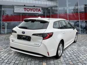 Toyota Corolla TS 1.8 Hybrid Business *Mietwagenvorrüstung* Bild 4