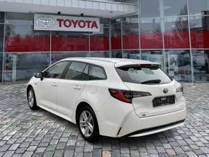 Toyota Corolla TS 1.8 Hybrid Business *Mietwagenvorrüstung* Bild 3