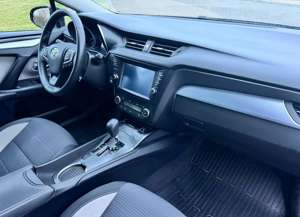 Toyota Avensis Avensis Touring Sports 1.8 Multidrive S Executive Bild 2