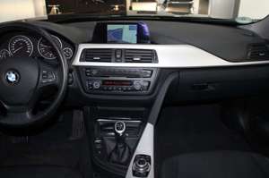 BMW 320 i Touring NAVI KLIMA PDC MFL EURO 6 *II.HAND* Bild 4
