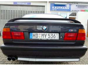 BMW M5 BMW Individual Macaoblau Metallic Nür Fahrwerk Bild 4