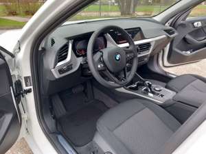 BMW 120 i Aut. Advantage 1.Hd Navi PDC v+h SHZ LED DAB Bild 5