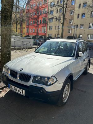 Zu verkaufen BMW X3 Garagen Wagen. Bj: 2006 2,0 Diesel.  Bild 2