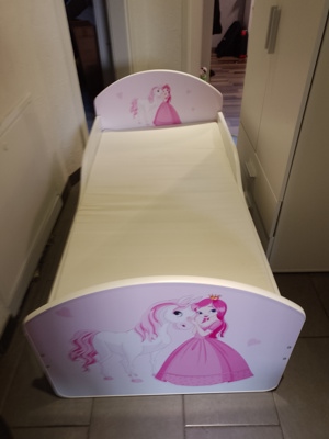 Schönes,neues Prinzessinen-Einhorn Bett zu verkaufen  Bild 2