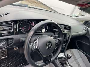 Volkswagen Golf 1.4 TSI BlueMotion Technology Allstar Bild 5