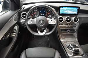 Mercedes-Benz C 300 d 4Matic*AMG LINE*LED*NAVI*NIGHT-PAKET*SHZ Bild 2