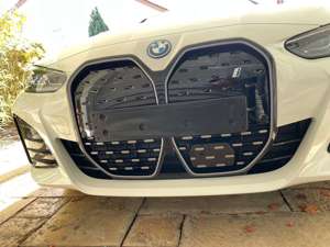 BMW i4 eDrive40 M Sportpaket+ACC Pano HUD 19Zoll MJ2024 Bild 2