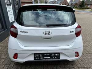 Hyundai i10 Select Klima Sitzh. Lenkradh. Freisp. Laneas. Bild 5