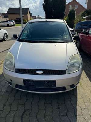 Ford Fiesta 1.4 Bild 3