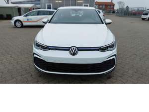 Volkswagen Golf VIII 1.4 GTE Benzin/Hybrid DSG Navi Bild 3