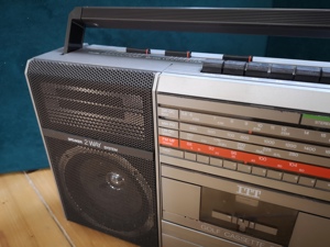 ITT Graetz Golf Cassette Stereo 310 4-x Lautsprecher Baujahr 1986 Bild 3