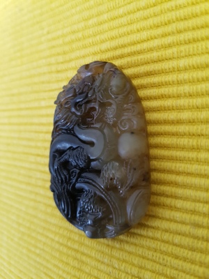 Antikes Jade-Amulett zum chines. Jahr des Drachen, um 1900 Bild 3