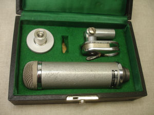  Neumann Gefell Flaschenmikrofon CMV 551 im Etui mit orig Anschlußleitung, selten Bild 2