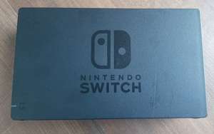 Nintendo Switch mit viel Zubehör & Spielen Bild 5