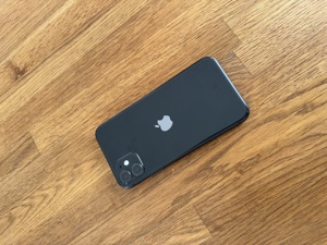 iPhone 11 wie neu 64 GB Bild 3