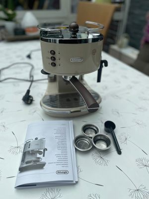 DeLonghi Espresso und Cappucinomaschine Bild 5