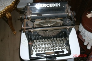 Mercedes Schreibmaschine Antik Bild 2