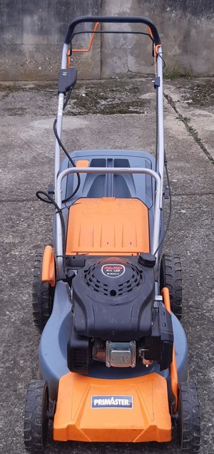 Akku Benzin Rasenmäher Primaster 4.69SPI-A (3-in-1 Mähen, Fangen und Mulchen)