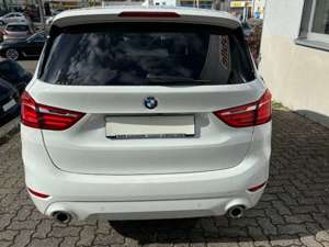 BMW 218 Aut. RF-CAM+LED+AHK+NAVI+17"ALU Bild 5