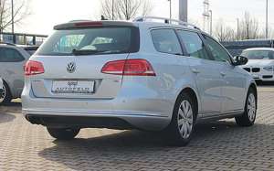 Volkswagen Passat 1.8 TSI/VOLL SHEFT/1HD/NAVI/AHK/8FACH/F1/ Bild 5