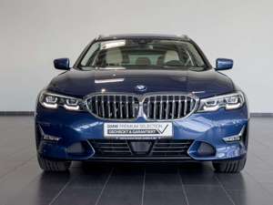 BMW 320 i Touring Luxury Line+ACC+LED+Panorama+AHK Bild 4