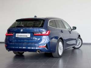 BMW 320 i Touring Luxury Line+ACC+LED+Panorama+AHK Bild 3