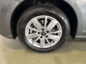 Volkswagen Caddy 1.5 TSI Life Navi Parklenkassistent Tempom Bild 4