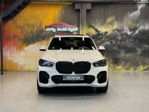 BMW X5 xDrive 40d M Sport~PANO~LASER~KAMERA~7-SITZER Bild 2