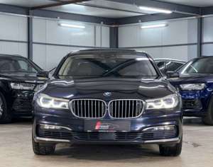 BMW 750 Bild 2