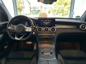 Mercedes-Benz GLC 220 d 4Matic 9G-TRONIC AMG Line Bild 3