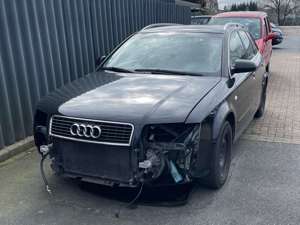 Audi A4 1.6 Benzin Kombi Bild 1