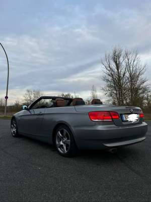 BMW 320 BMW 320D / Apple CarPlay / Rückfahrkamera Bild 2