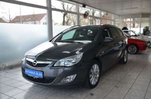 Opel Astra J Sports Tourer *T-LEDER*ERST 96TKM*PDC* Bild 1