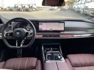 BMW 740 d xDrive/MPaketPro/360°/A.Türen/TV/Carbon Bild 5