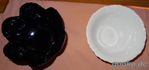 C Acropal France kleine Schüsseln 1 xweis 1xschwarz Schüsseln wenig benutzt gut erhalten Porzellan G