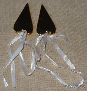 DL Herz 2 Stück Anhänger Dekoration goldfarben 7x3,9 mit Haken gebraucht zum Basteln oder anderes