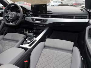 Audi A4 30 TDI COMPETITION EDT. S-SITZE PANO LM Bild 5