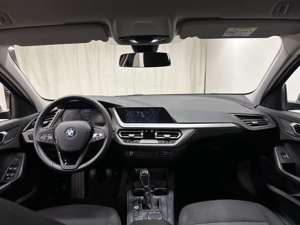 BMW 118 i Advantage+DAB+LED+AHK+GBA+Sitzhzg. Bild 4