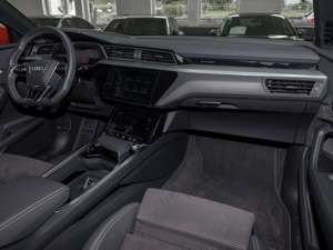 Audi e-tron 50 Sportback Q S LINE MATRIX LED BuO PANO Bild 5