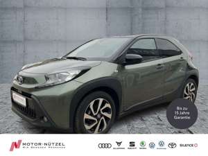 Toyota Aygo X 1.0VVT-iPULSE ACC+SHZ+RFK+MFL+DAB+NSW+17" Bild 1