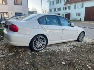 BMW 320 320i Edition Exclusive Bild 3