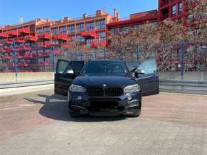 BMW X5 M50d (Vollausstattung, Fond-Entertainment, 360°) Bild 2