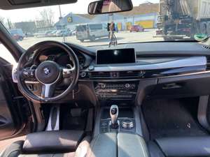 BMW X5 M50d (Vollausstattung, Fond-Entertainment, 360°) Bild 5